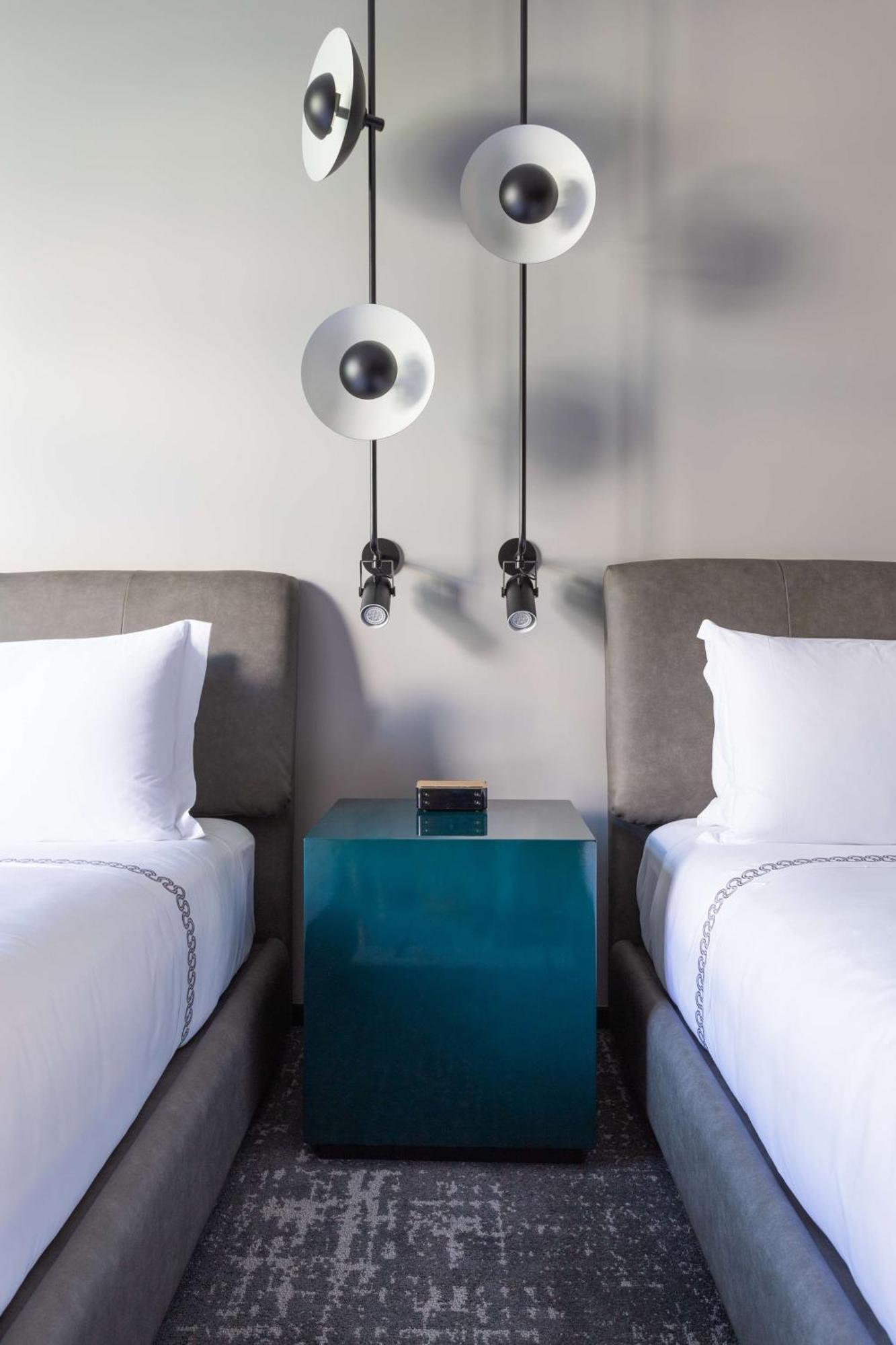 The Shay, A Destination By Hyatt Hotel Los Angeles Exterior photo