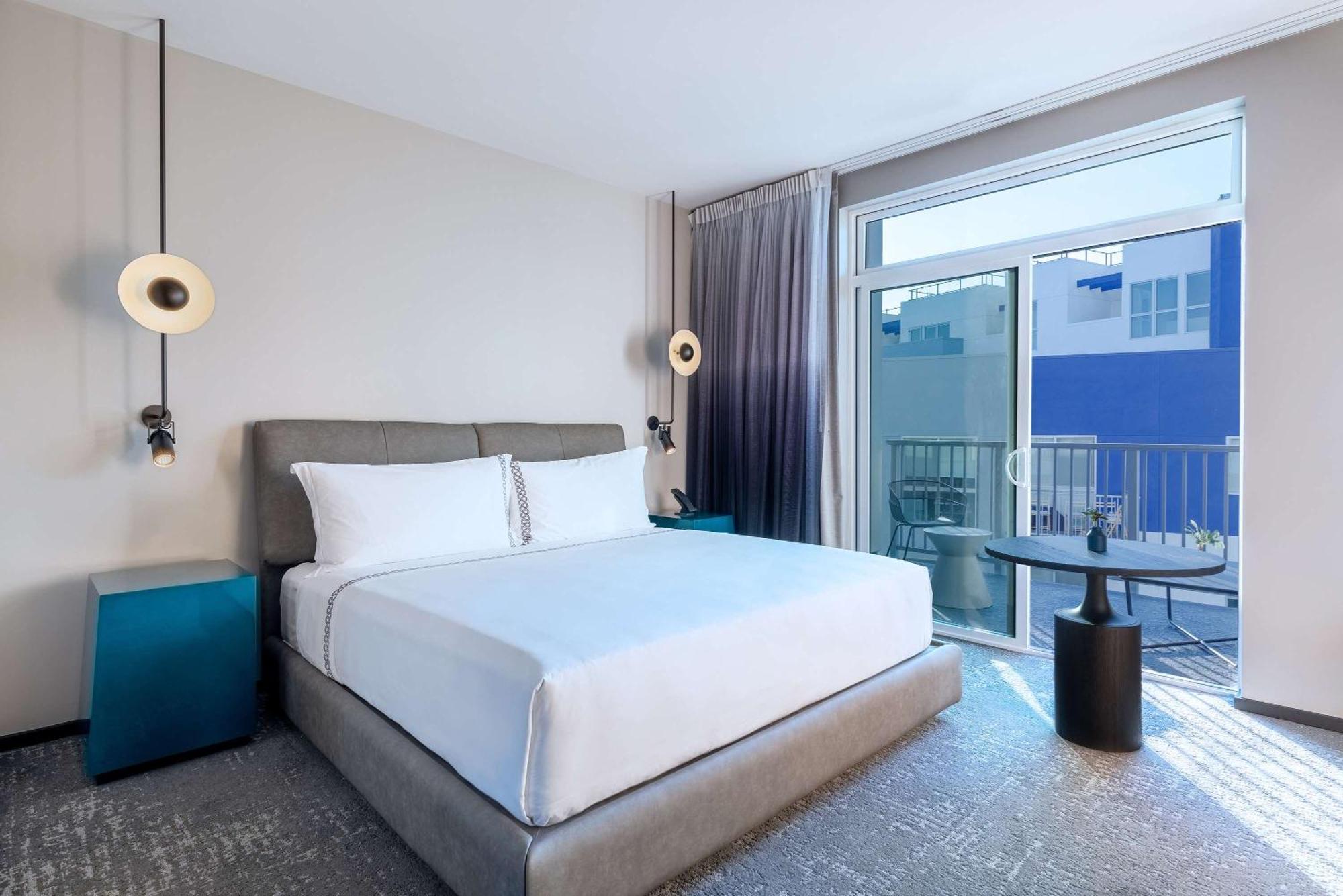 The Shay, A Destination By Hyatt Hotel Los Angeles Exterior photo