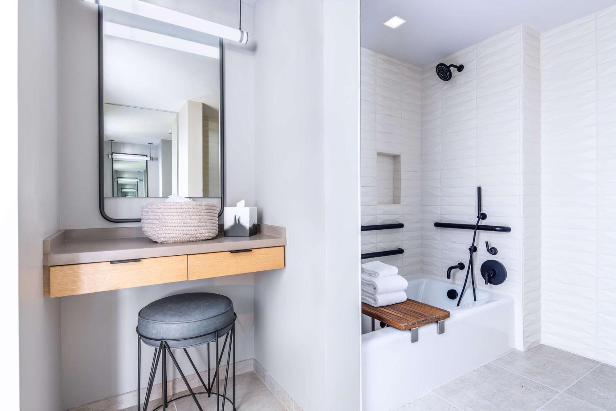 The Shay, A Destination By Hyatt Hotel Los Angeles Exterior photo