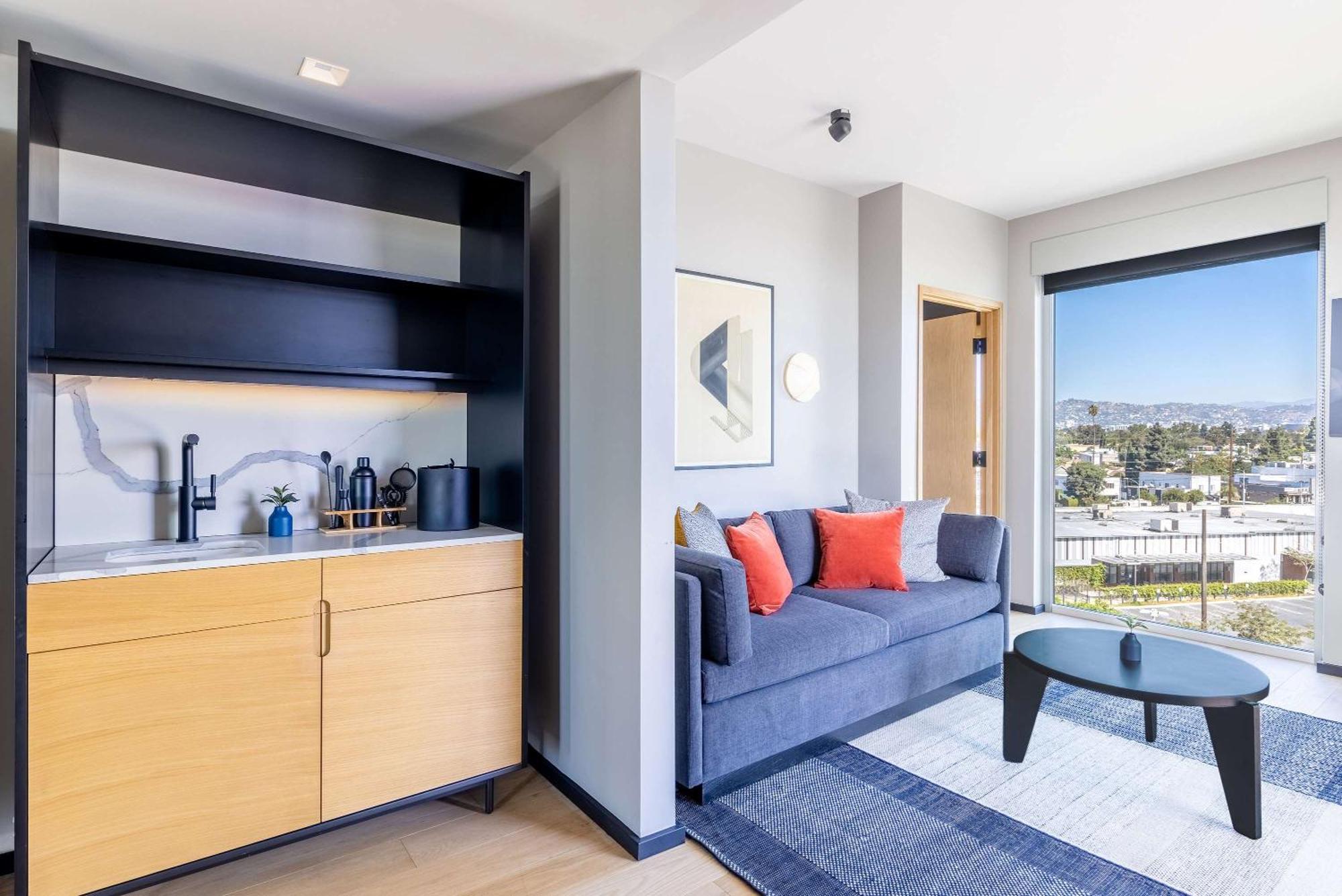 The Shay, A Destination By Hyatt Hotel Los Angeles Exterior photo